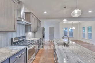 253 Riverside Dr in Nashville, TN - Building Photo - Building Photo