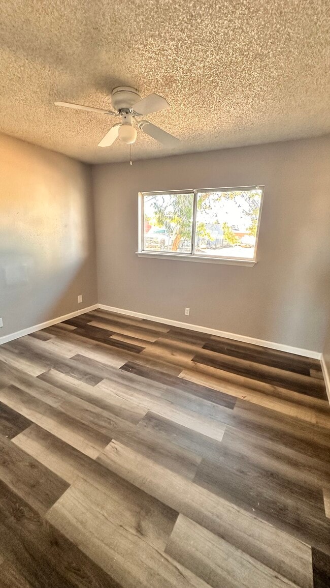 12692 Senecio Ave in Victorville, CA - Building Photo - Building Photo