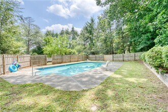 7 Keri Ln in Spring Valley, NY - Building Photo - Building Photo