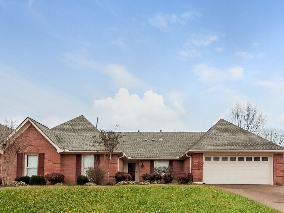 356 Mysen Dr in Cordova, TN - Building Photo