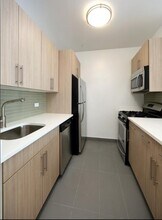 200 Water St in New York, NY - Foto de edificio - Building Photo