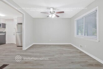 944 Betty Dr in Marietta, GA - Foto de edificio - Building Photo