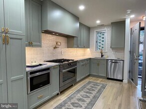 704 3rd St SW in Washington, DC - Building Photo - Building Photo