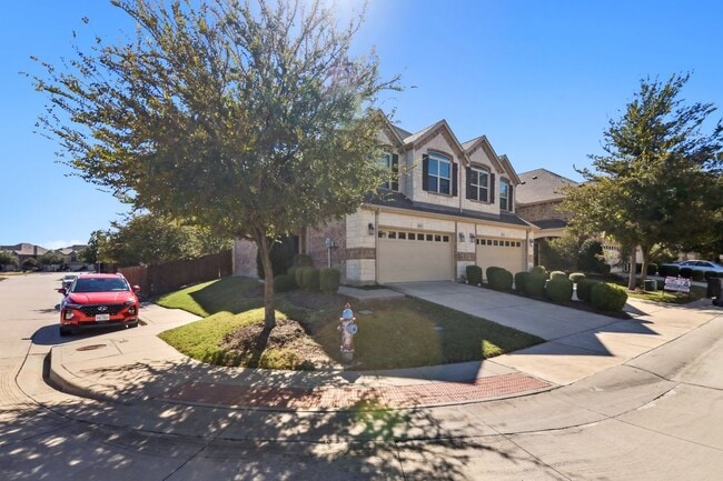 875 Merino Drive in Allen, TX - Foto de edificio - Building Photo