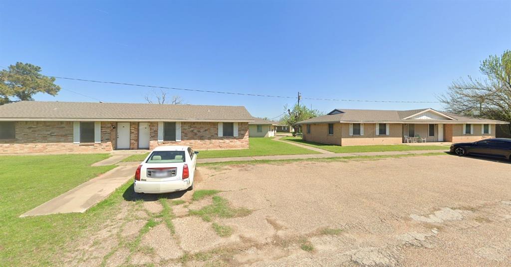 502 San Antonio St in Marlin, TX - Building Photo