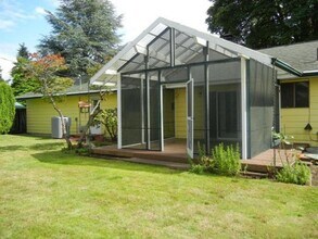 5100 Berkeley Way in Vancouver, WA - Building Photo - Building Photo