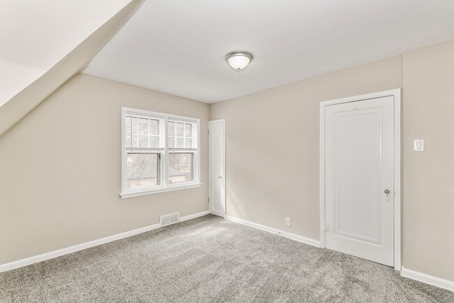 305 S Oliver Ave in Wichita, KS - Building Photo - Building Photo