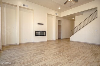 7825 Enchanted View Dr in El Paso, TX - Building Photo - Building Photo