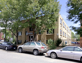 Albion Street Apartments