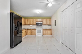 3550 NW 95th Terrace in Sunrise, FL - Building Photo - Building Photo