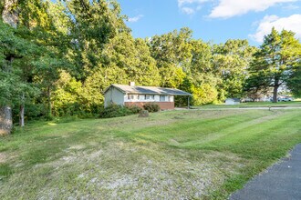 515 Mile Long Rd in Mooresville, NC - Building Photo - Building Photo