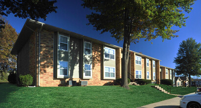 Stone Meadows in Nixa, MO - Foto de edificio - Building Photo