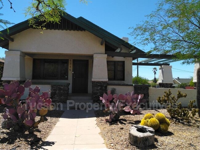 property at 1245 N 1st Ave