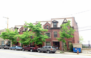 3877-3883 Bigelow Blvd Apartments