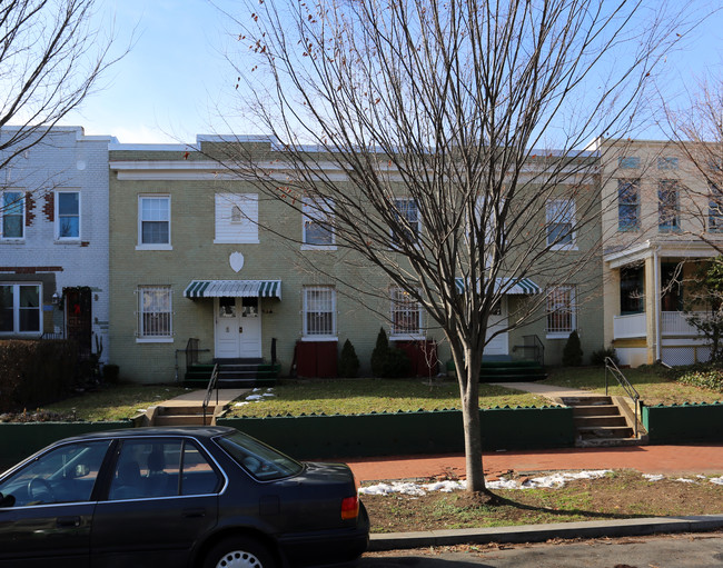 315-317 Kentucky Ave SE in Washington, DC - Building Photo - Building Photo