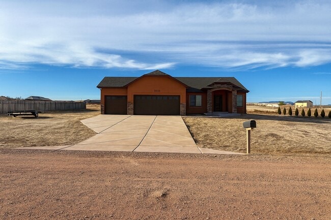 property at 1343 N Dailey Dr