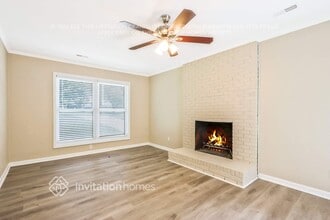 8535 Timbercrest Cir in Charlotte, NC - Foto de edificio - Building Photo