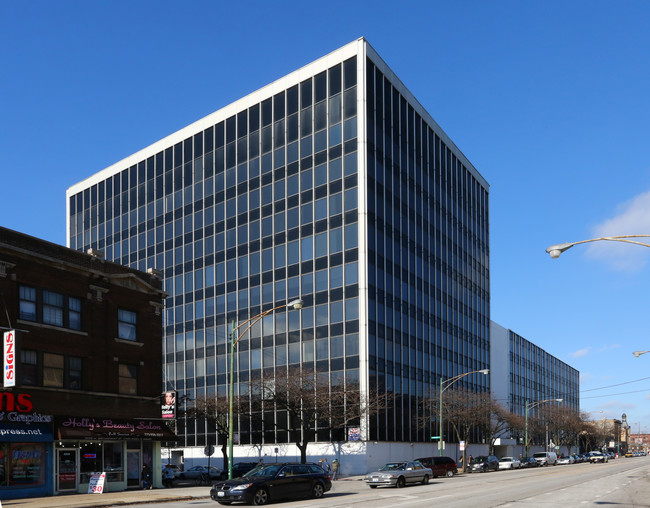 5050 N Broadway St in Chicago, IL - Building Photo - Building Photo