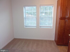 1776 N Troy St in Arlington, VA - Building Photo - Building Photo