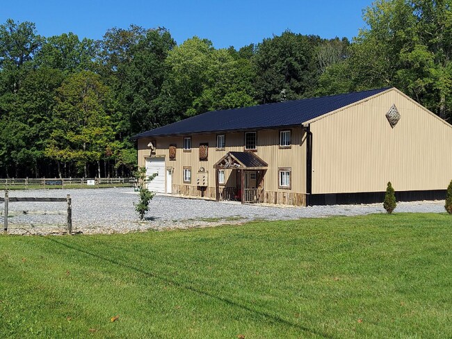 2353 TN-107 in Unicoi, TN - Building Photo - Building Photo