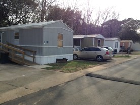 Jacks Trailer Court Apartments