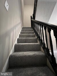 1813 N Warwick Ave photo'