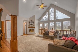 913 W Briarbrook Ln in Carl Junction, MO - Building Photo - Building Photo