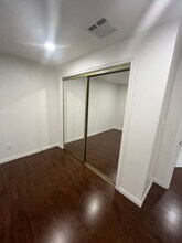 556 Mar Vista Ave-Unit -560 in Pasadena, CA - Foto de edificio - Building Photo