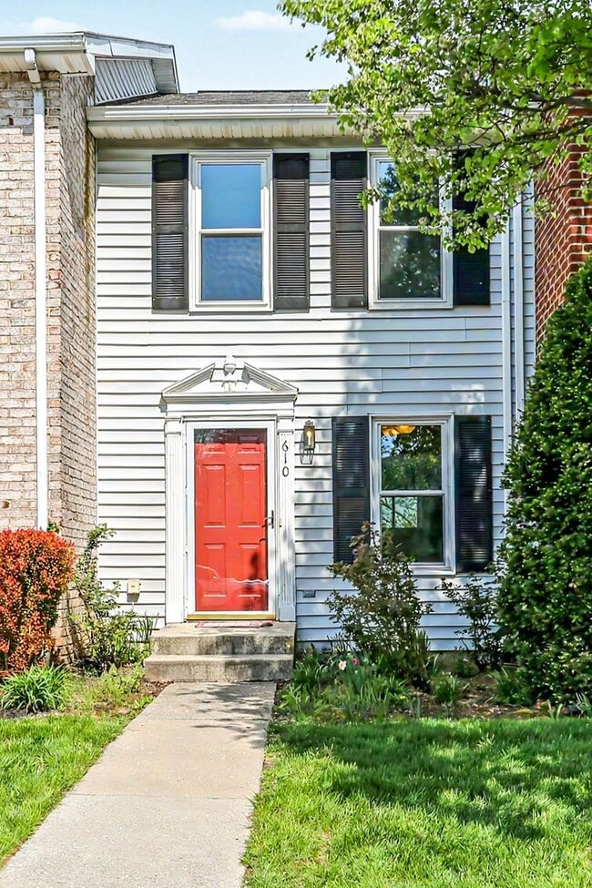 610 Colonial View Rd in Mechanicsburg, PA - Building Photo - Building Photo