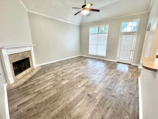 2267 Purple Leaf Ln in Memphis, TN - Building Photo - Building Photo