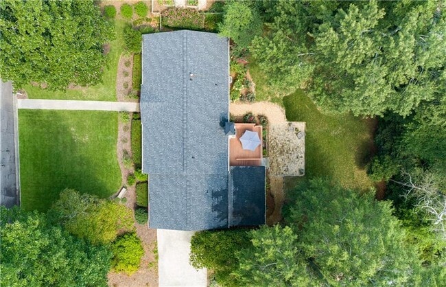 245 Willow Springs Dr in Roswell, GA - Building Photo - Building Photo