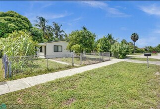 891 NW 33rd Terrace in Lauderhill, FL - Building Photo - Building Photo