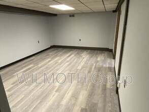 11903 E Welland St in Cumberland, IN - Building Photo - Building Photo