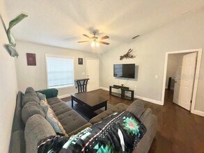 660 Cloudcroft Dr in Deltona, FL - Building Photo - Building Photo