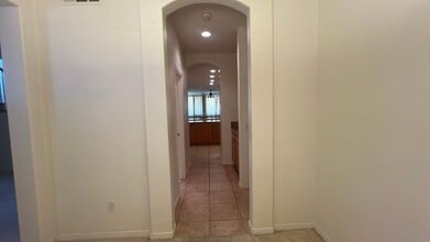 3958 Tournament Dr in Palmdale, CA - Building Photo - Building Photo