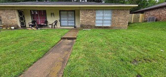 308 Tammy Lynn Dr in Longview, TX - Building Photo