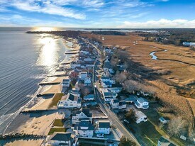 176 Shore Rd, Unit G2 in Clinton, CT - Building Photo