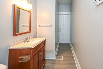 2342 Chickasaw St in Cincinnati, OH - Building Photo - Building Photo