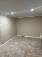 15 Highland St in Rochester, NH - Building Photo - Building Photo