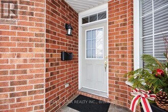 38 Rialto Way in Ottawa, ON - Building Photo - Building Photo