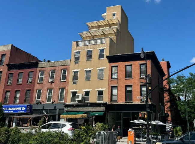 554 Vanderbilt Ave in Brooklyn, NY - Building Photo - Building Photo