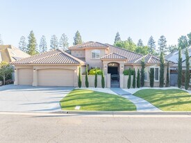 1103 E Newhall Dr in Fresno, CA - Building Photo