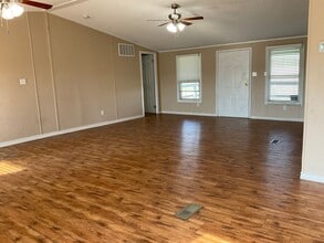 285 CR 112 in Burnet, TX - Building Photo - Building Photo