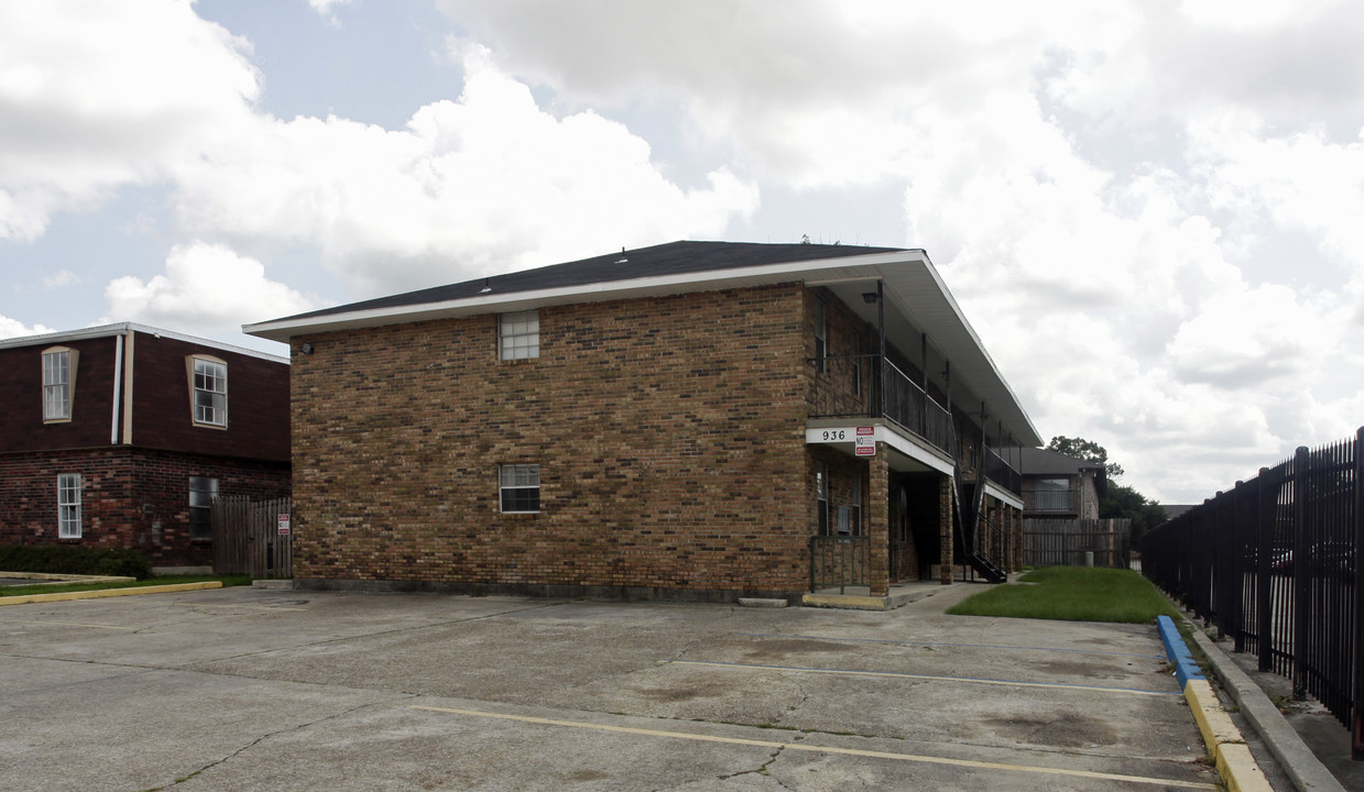 Donmoor Ave Apartments in Baton Rouge, LA - Building Photo