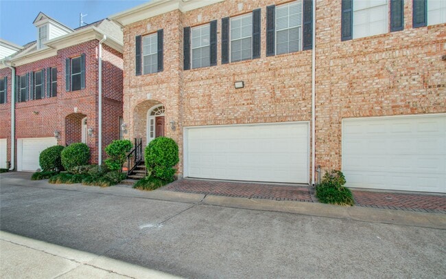 property at 1931 Woodbury St