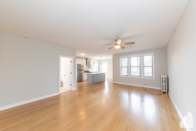 3925 N Keeler Ave in Chicago, IL - Building Photo - Building Photo