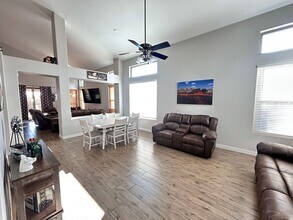 345 N Scott Dr in Chandler, AZ - Building Photo - Building Photo