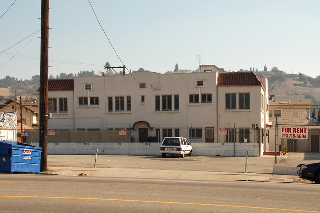 106-112 E Sycamore Park Dr in Los Angeles, CA - Building Photo - Building Photo