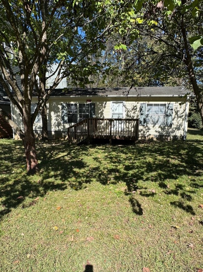property at 1505 Ward Ave