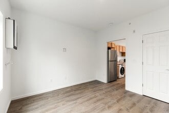 50 R Maplewood Ave in Gloucester, MA - Building Photo - Building Photo